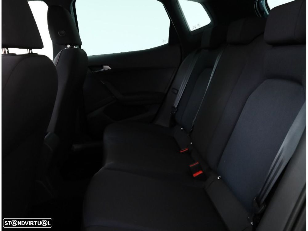 SEAT Arona 1.0 TSI FR - 25