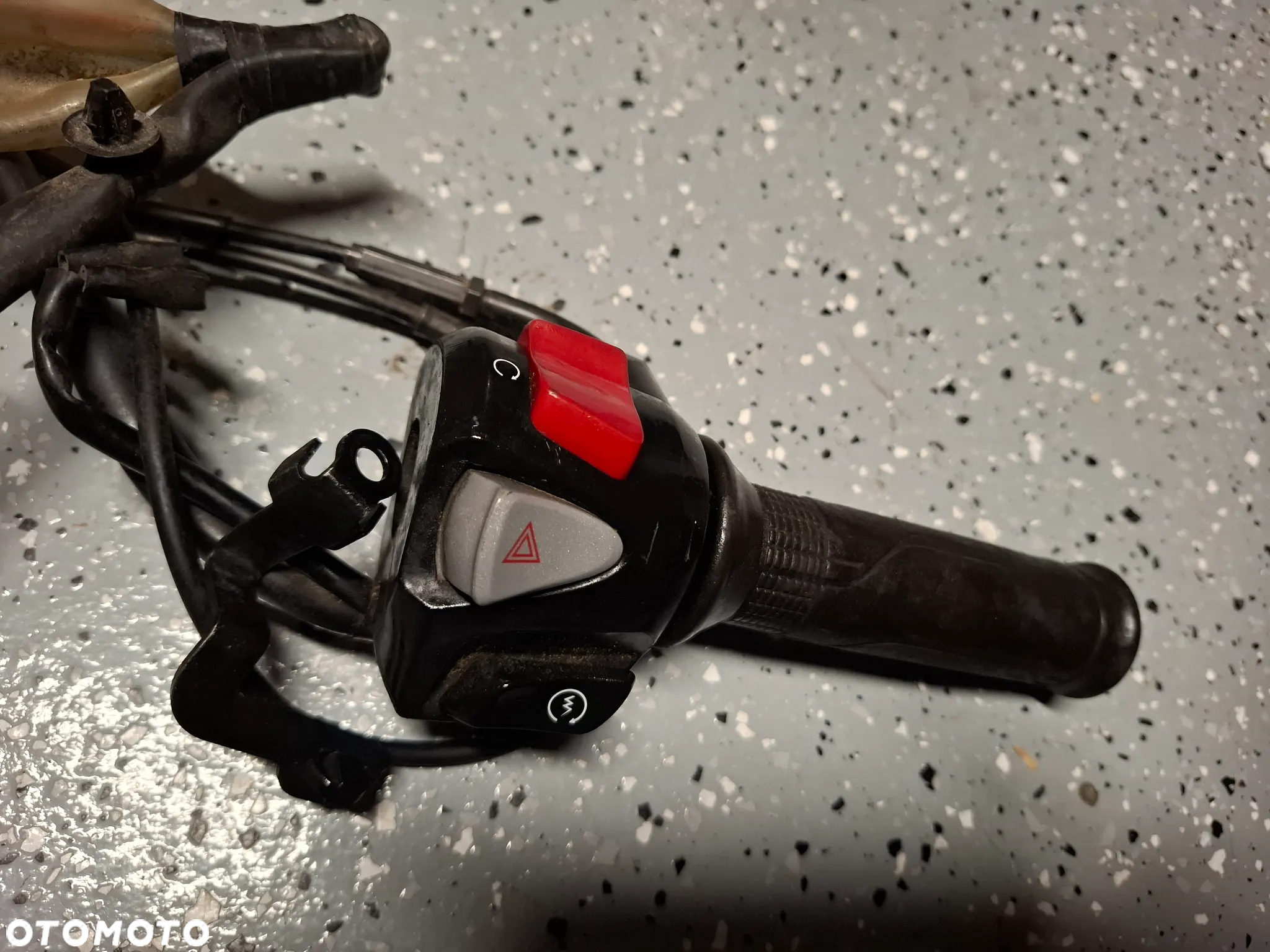 Honda VFR 800 X Crossrunner przełączniki rolgaz manetka - 2
