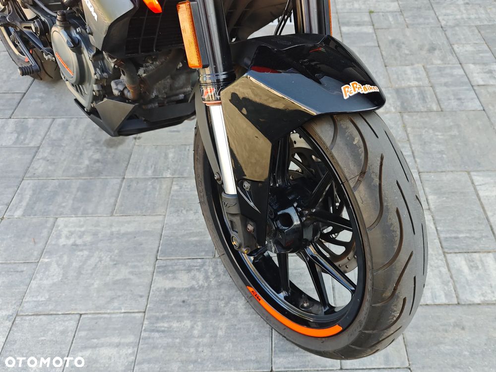 KTM Duke 125 - 18