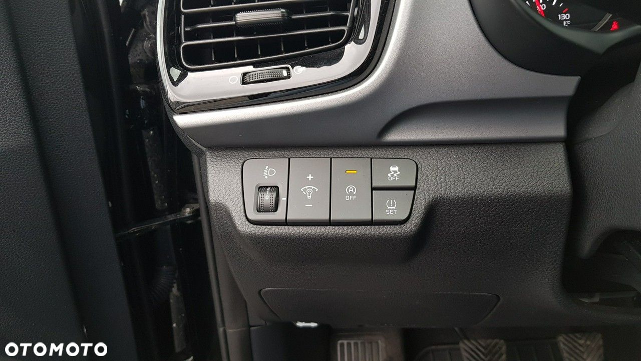 Kia Stonic 1.2 L - 18
