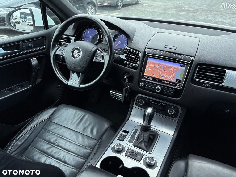 Volkswagen Touareg - 16