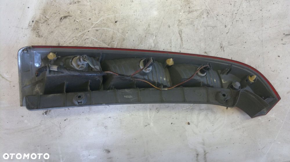 lampa prawy tył tylna honda stream 00-03 - 2