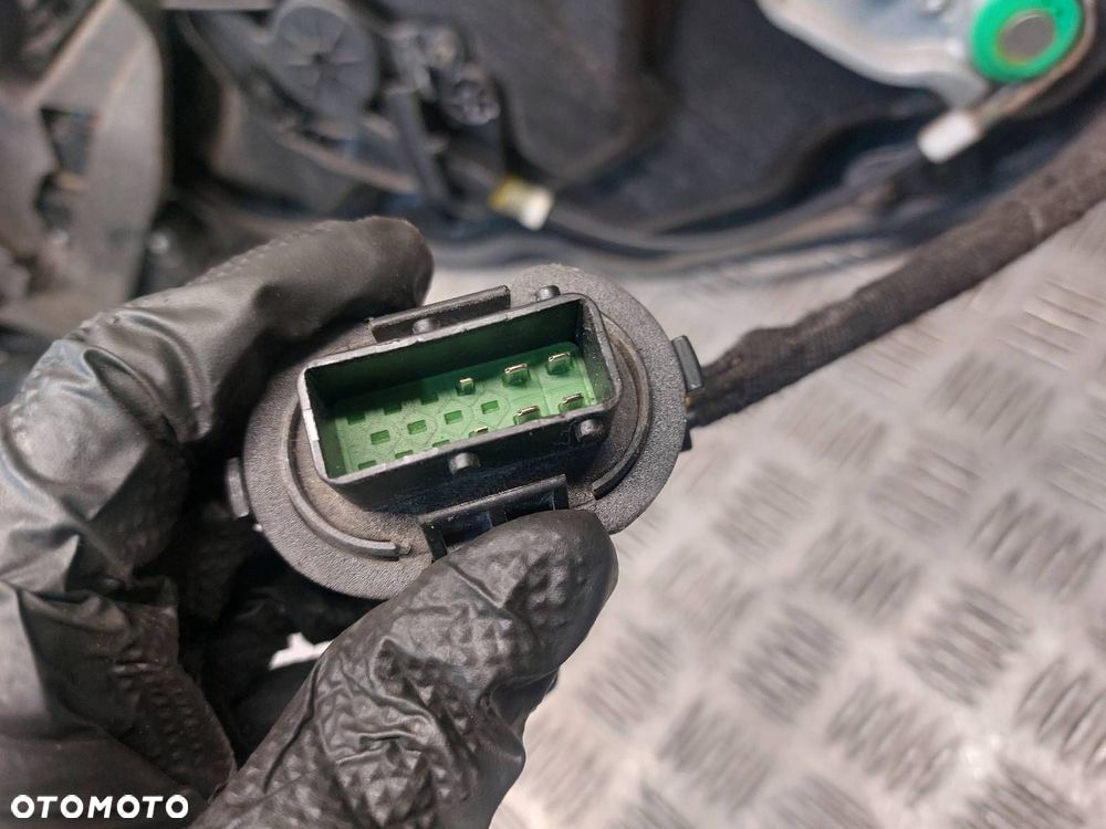 MECHANIZM SZYB PRAWY TYŁ KOMPLETNY KLAMKA WIĄZKA VOLVO XC60 I 30753330 - 13