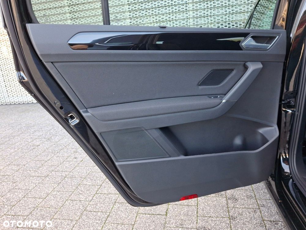 Volkswagen Touran 2.0 TDI BMT Highline DSG - 11