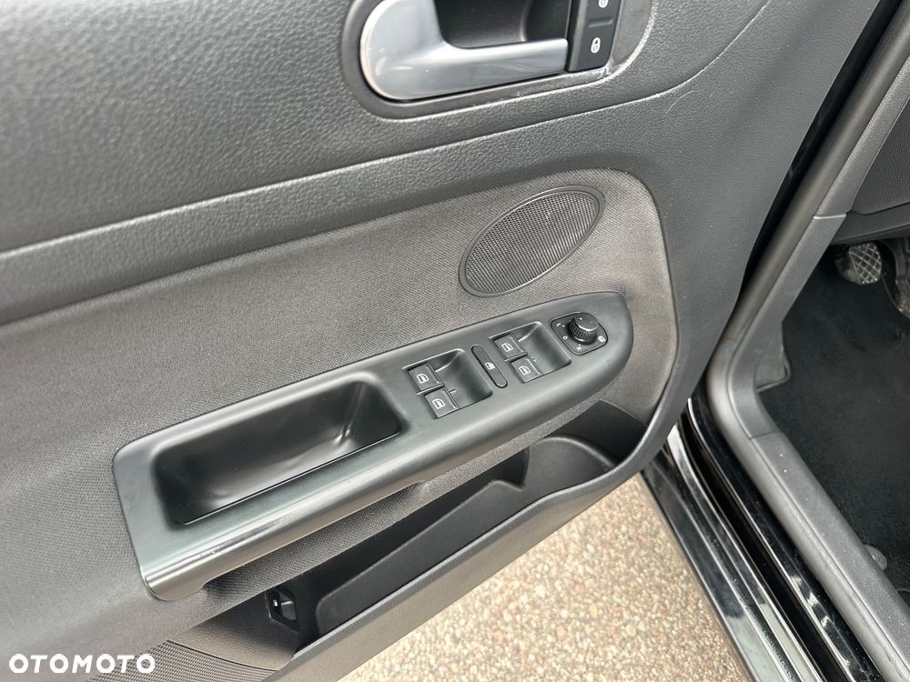 Volkswagen Golf Plus 1.6 Trendline - 11