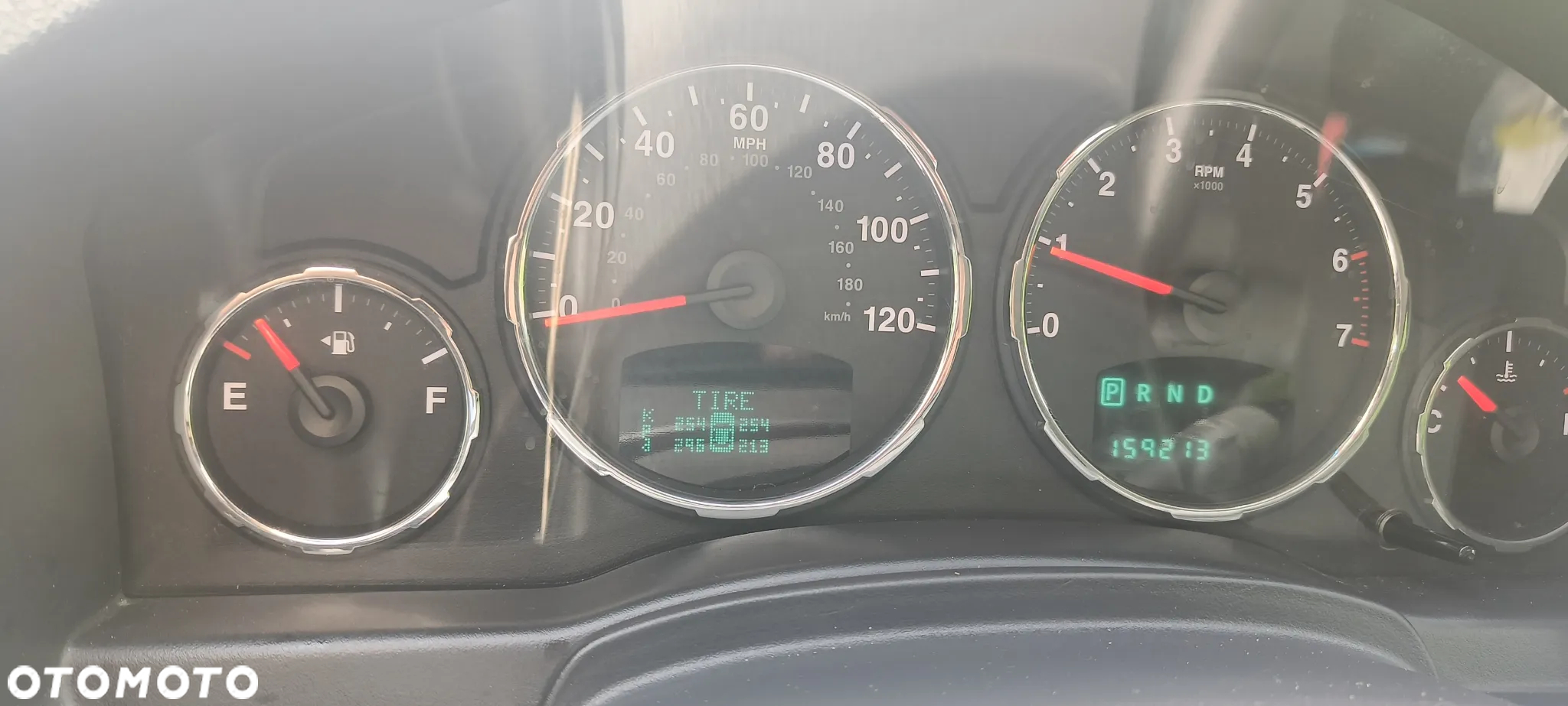 Jeep Liberty - 16
