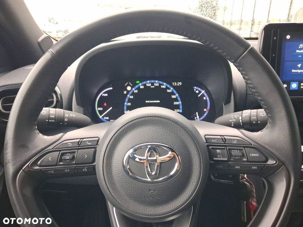 Toyota Yaris Cross Hybrid 1.5 Comfort - 16