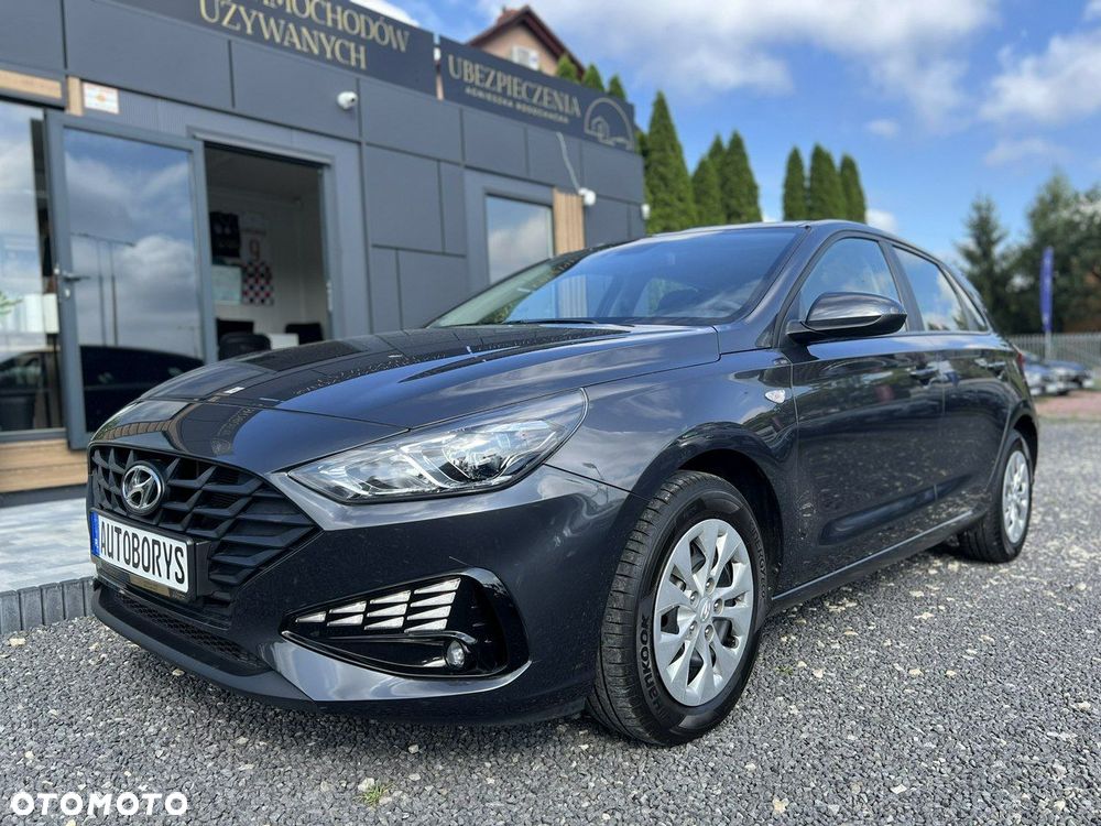 Hyundai i30 1.5 DPI Classic + - 5