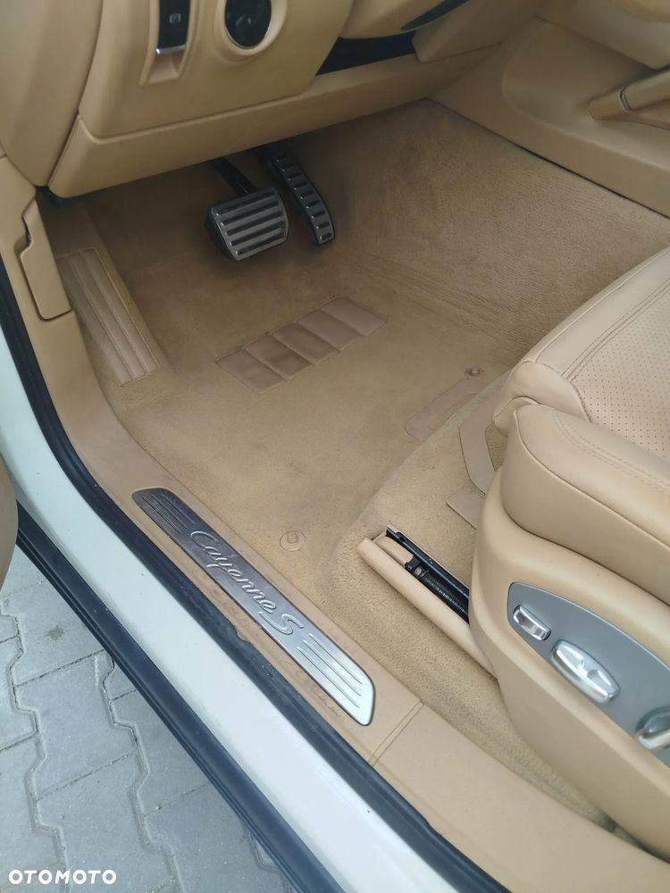 Porsche Cayenne S Tiptronic S - 13