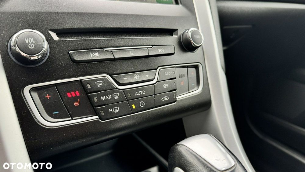 Ford Mondeo 2.0 EcoBlue Titanium - 19