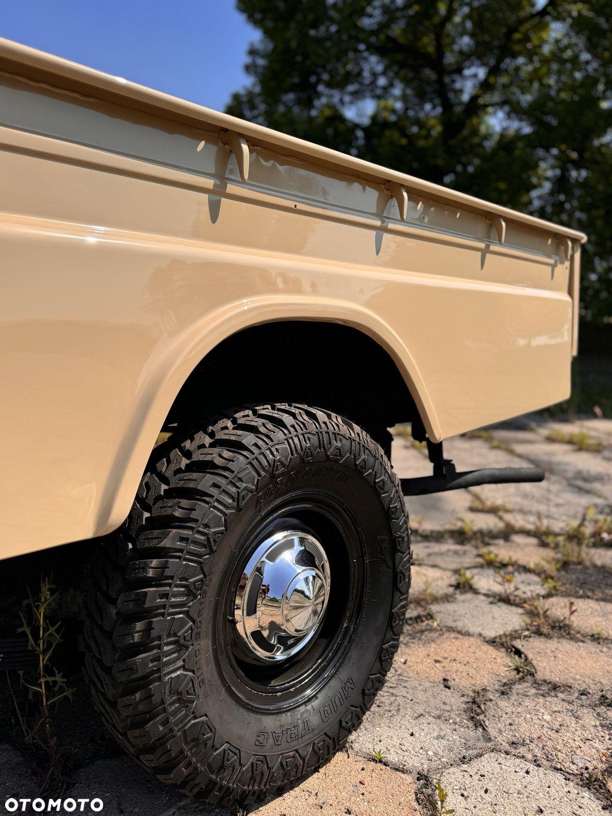 Toyota FJ - 6