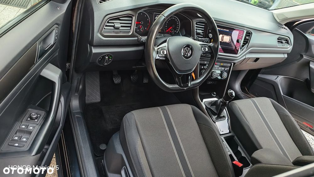 Volkswagen T-Roc - 26