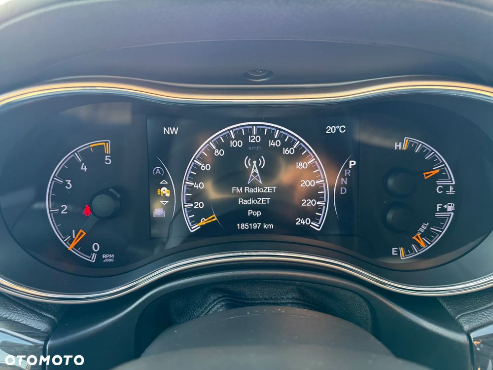 Jeep Grand Cherokee 3.0 CRD Overland Summit - 28