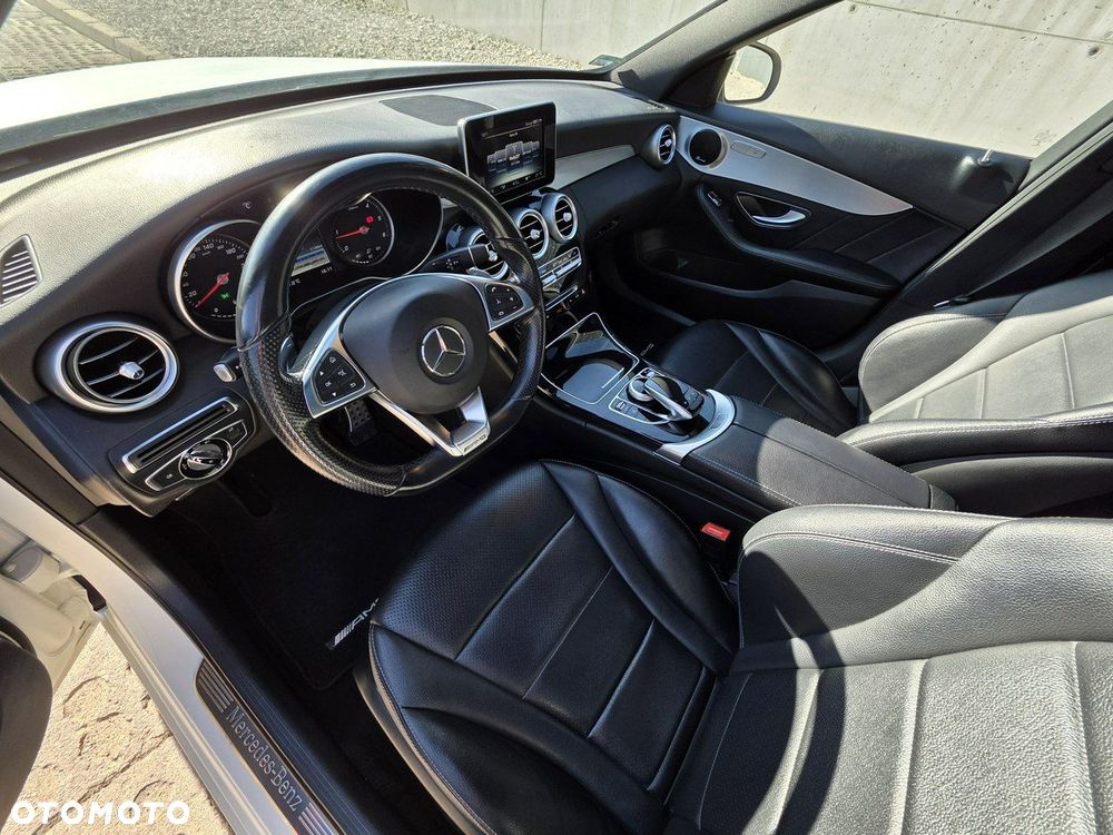 Mercedes-Benz Klasa C 220 d 4Matic 9G-TRONIC AMG Line - 9