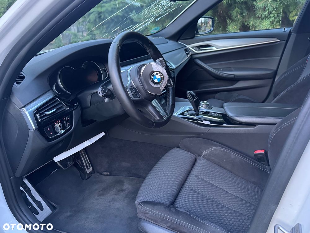 BMW Seria 5 520i M Sport sport - 11