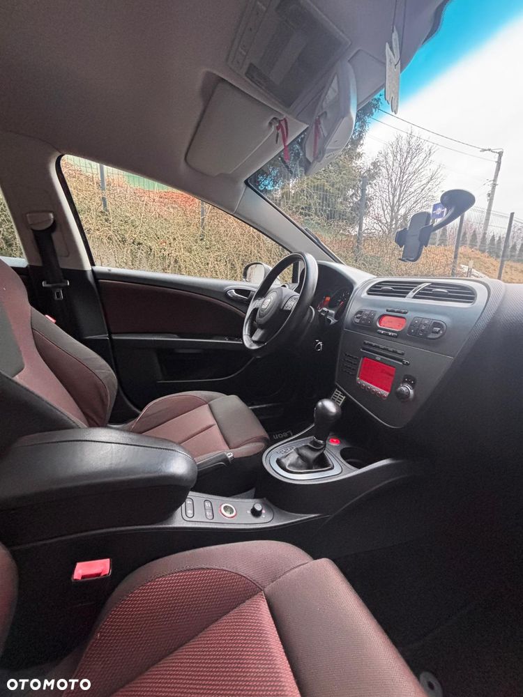 Seat Leon 2.0 TDI DSG Stylance - 20