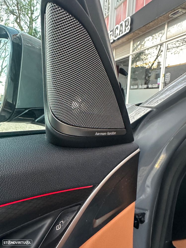 BMW 530 e Pack Desportivo M - 15