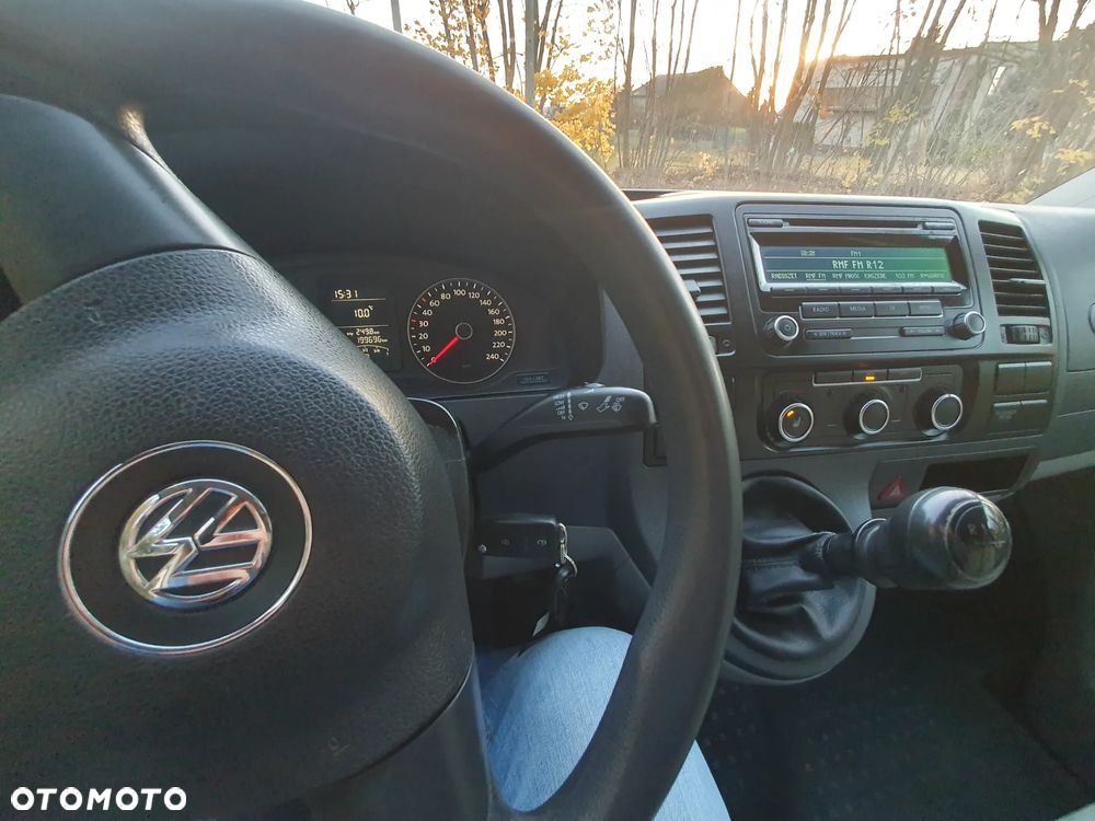 Volkswagen transporter - 16