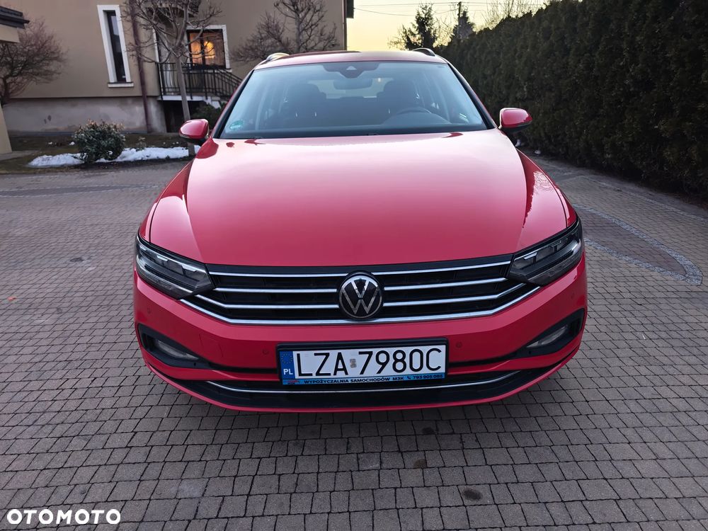 Volkswagen Passat 2.0 TDI SCR DSG - 2