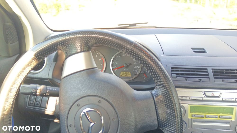 Mazda 2 1.4 Sport - 12