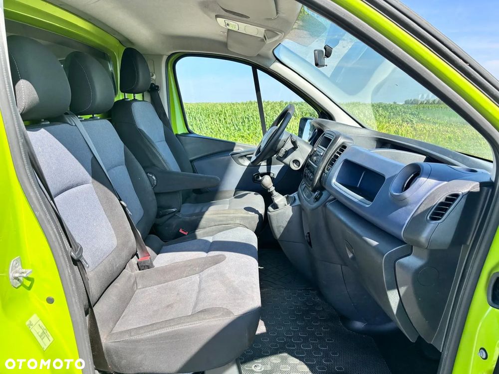 Opel VIVARO - 11