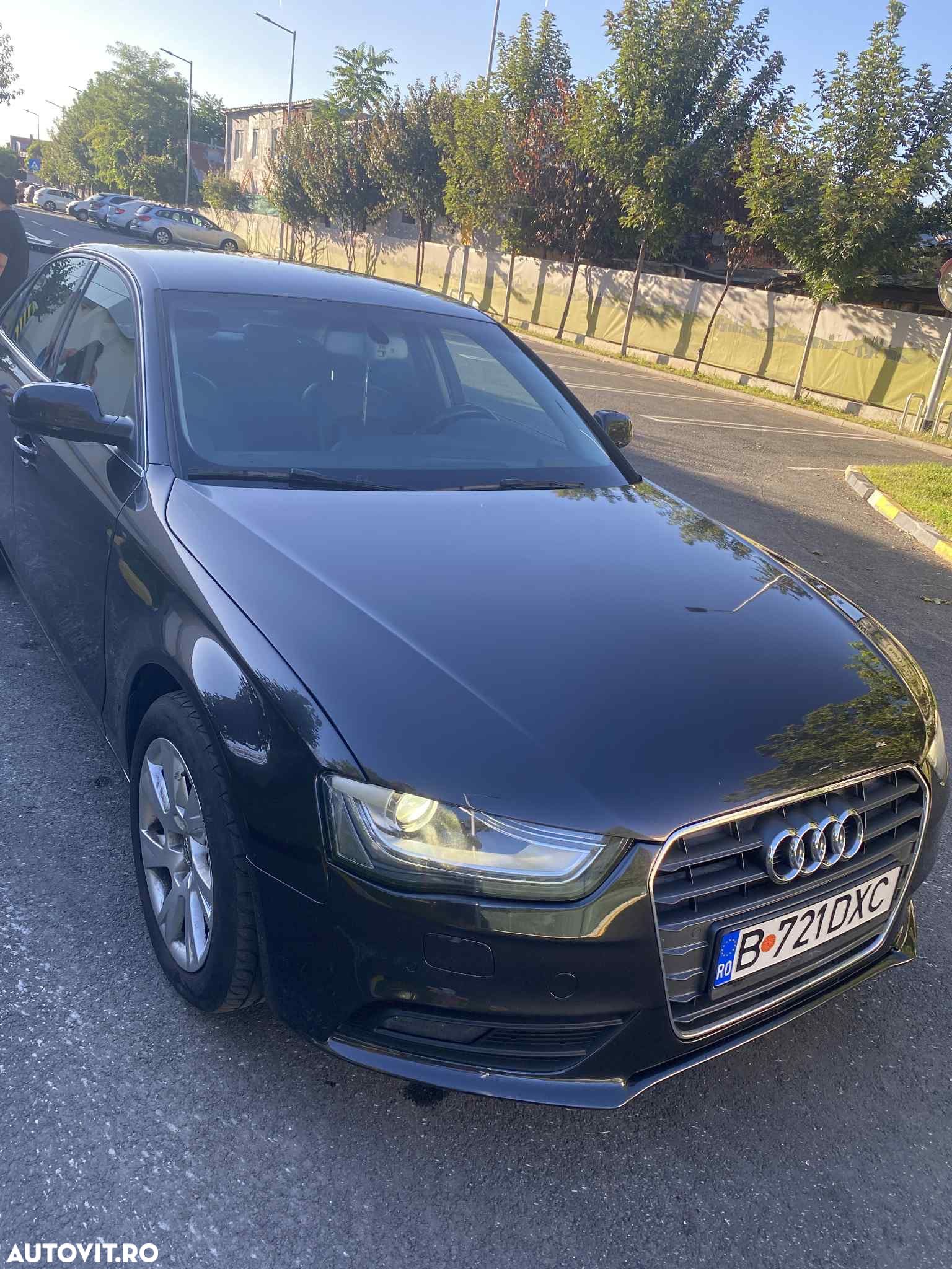 Audi A4 - 1