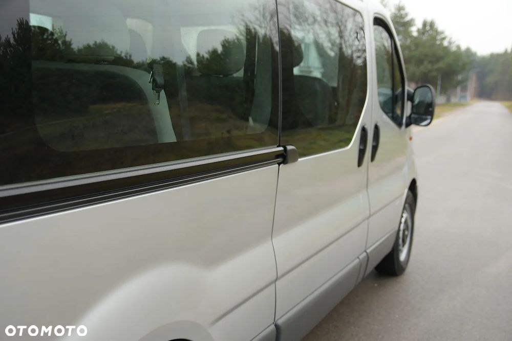 Opel Vivaro - 14