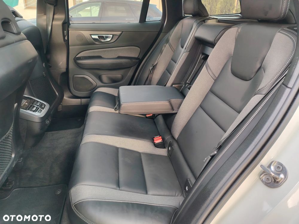 Volvo V60 - 18