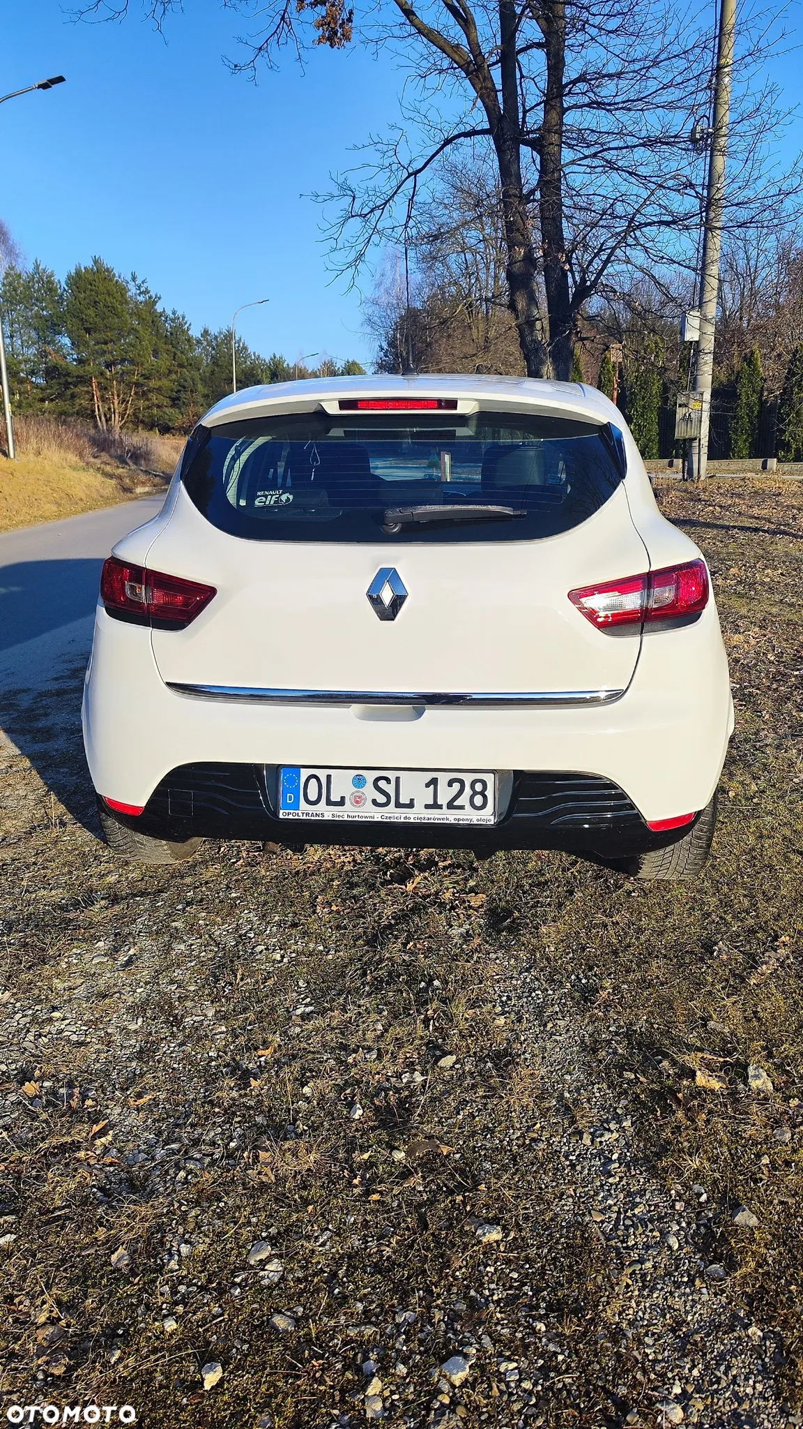 Renault Clio 1.2 16V 75 LIMITED - 8