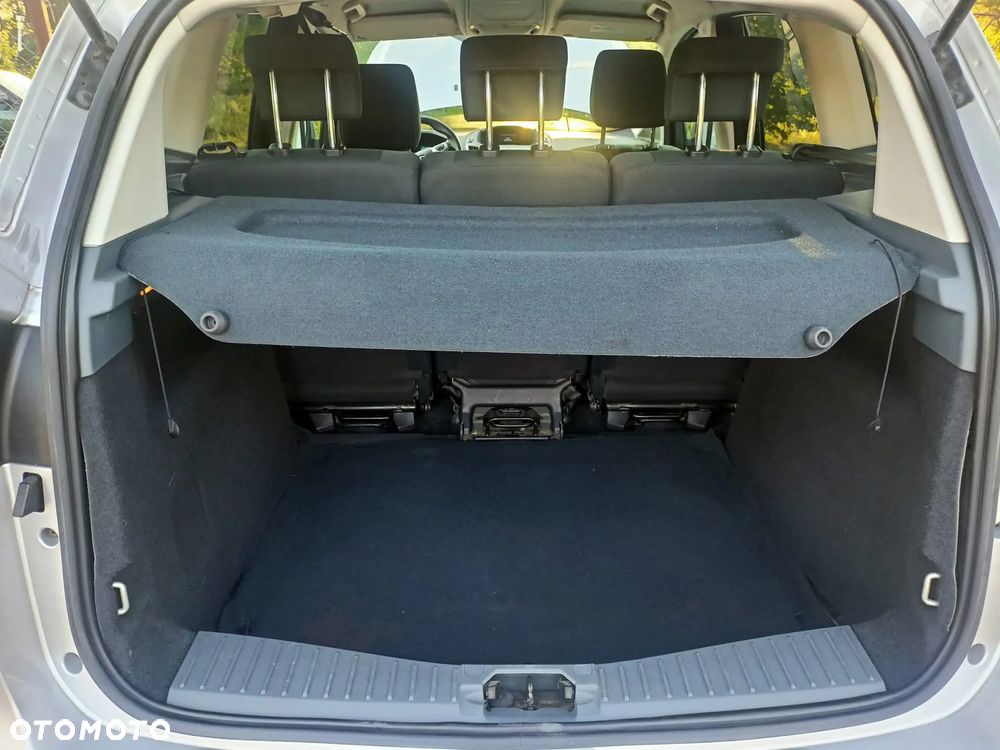 Ford C-MAX 1.6 TDCi Start-Stop-System Titanium - 24