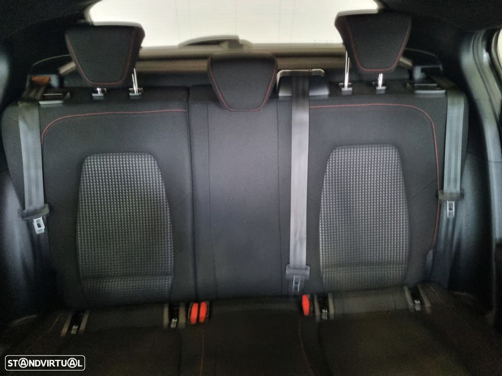 Ford Focus 1.0 EcoBoost ST-Line - 8