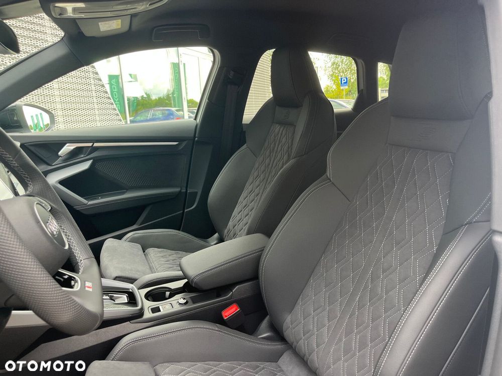 Audi A3 Sportback - 16