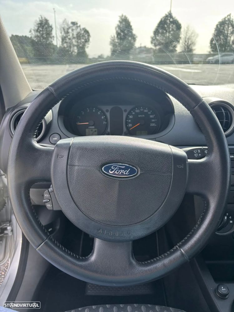 Ford Fiesta 1.25 Ambiente - 15