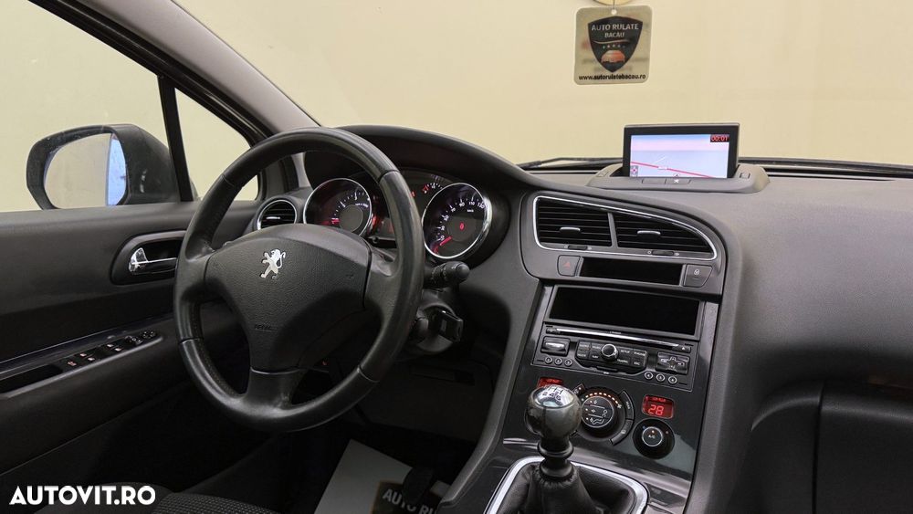 Peugeot 5008 - 14