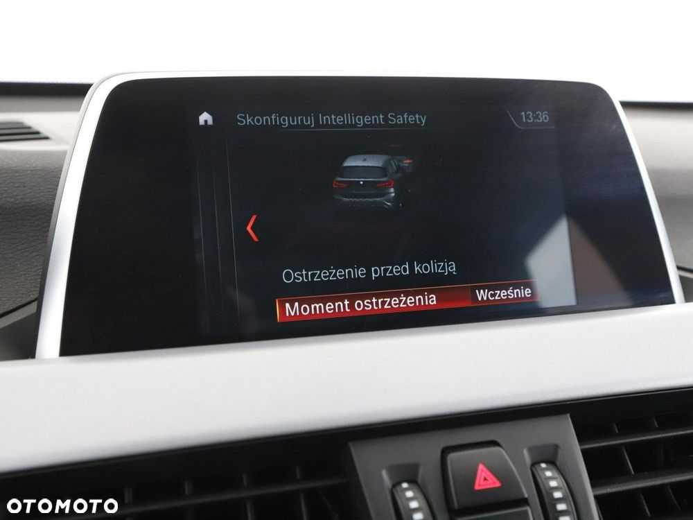 BMW X1 sDrive18d Advantage - 25