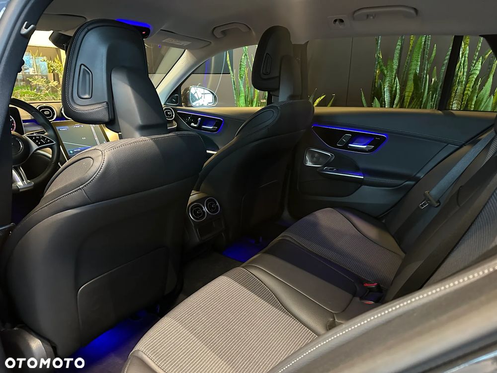 Mercedes-Benz Klasa C 200 4Matic All-Terrain 9G-TRONIC Avantgarde - 12