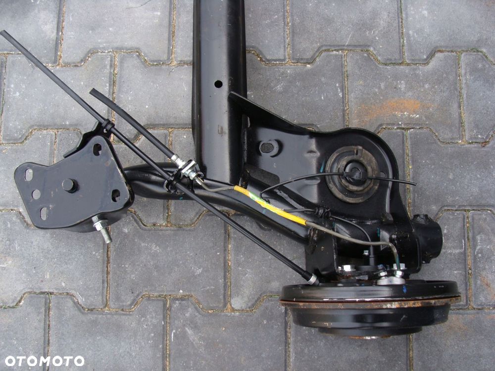 belka oś tylna mahindra - 3