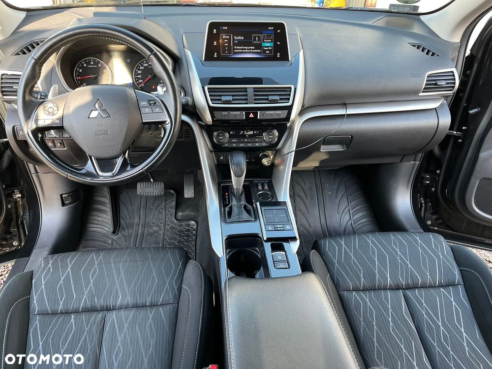 Mitsubishi Eclipse Cross 1.5 T Intense CVT - 11