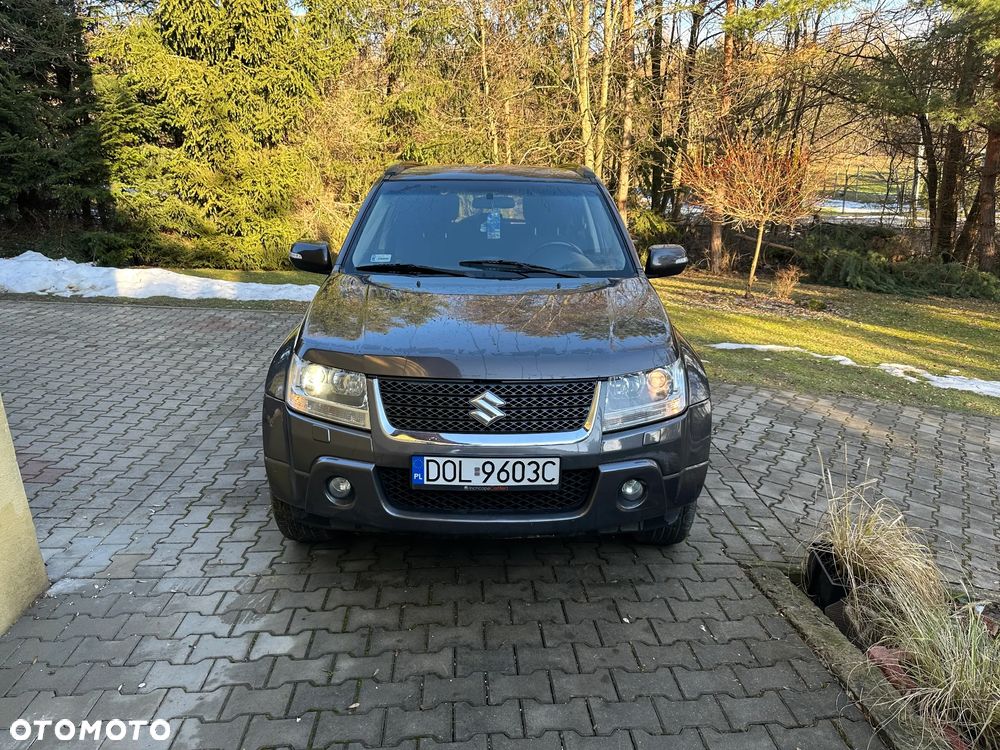 Suzuki Grand Vitara 2.4 De Luxe - 2