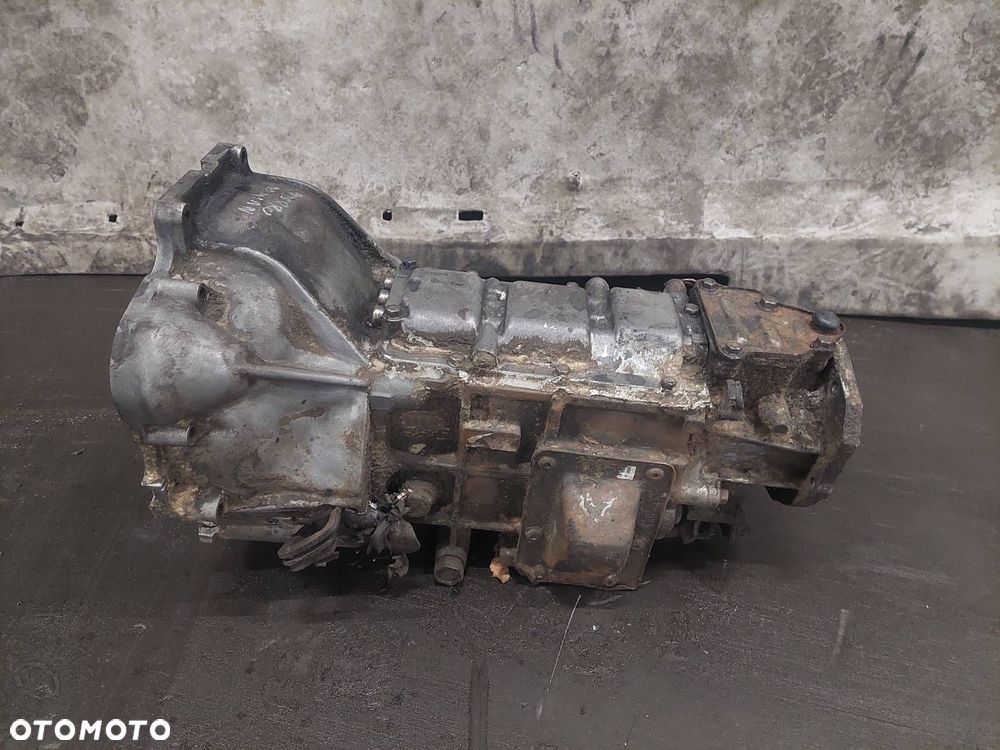 SKRZYNIA BIEGÓW PAJERO I 2.5 TD ME580805 - 1