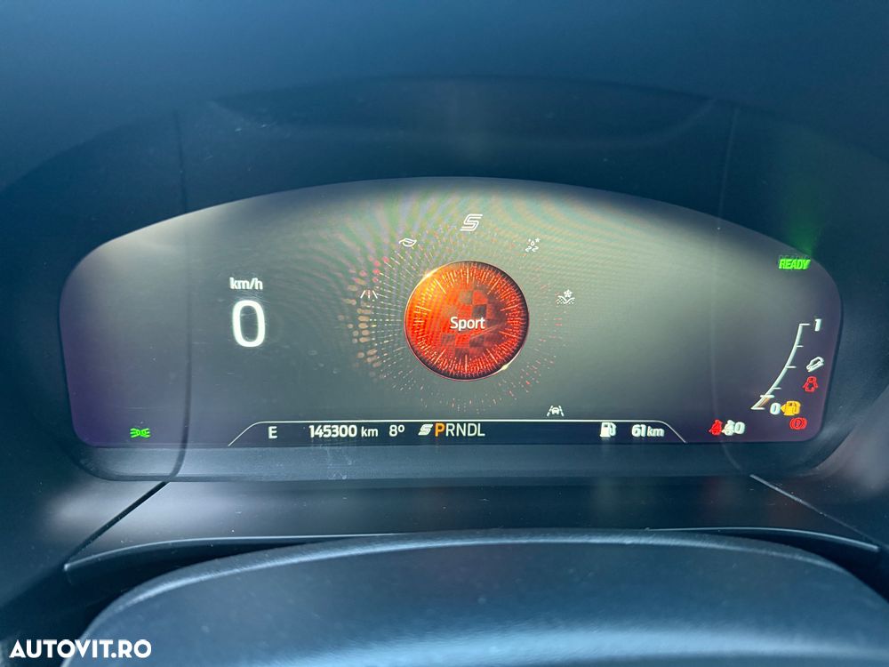 Ford Kuga 2.5 Duratec FHEV TITANIUM - 28