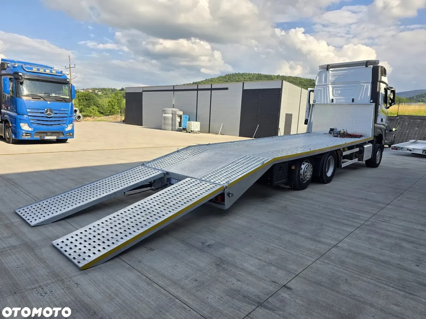 Mercedes-Benz ACTROS - 4
