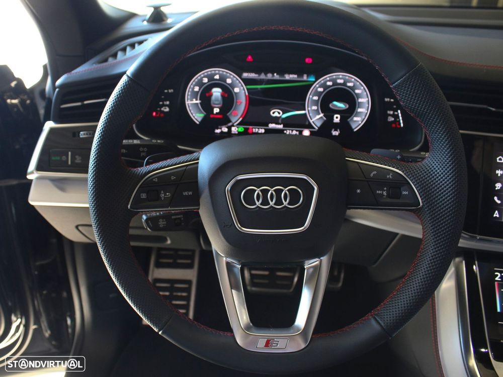 Audi Q8 55 TFSIe quattro Tiptronic - 10