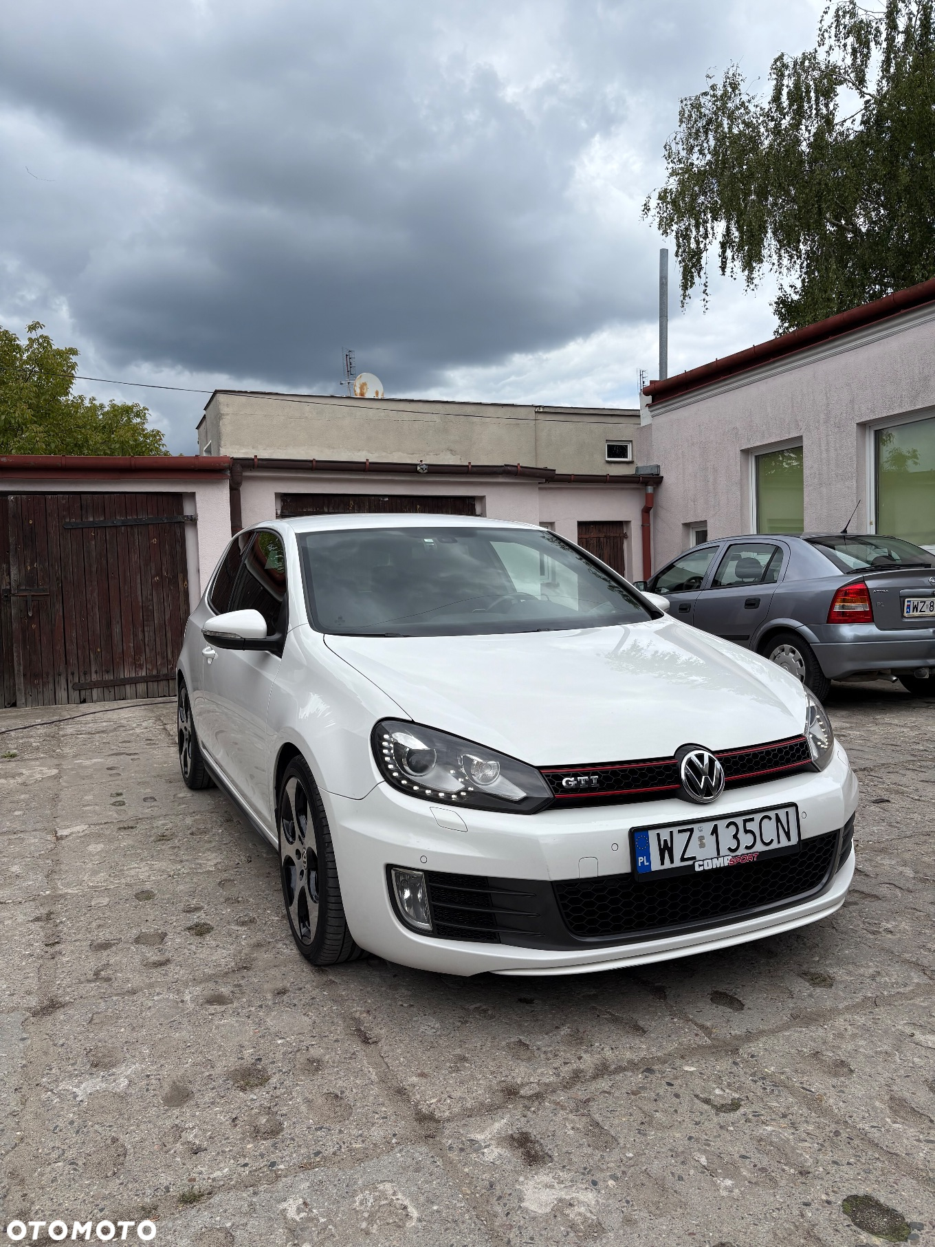 Volkswagen Golf VI 2.0 TSI GTI DSG - 4