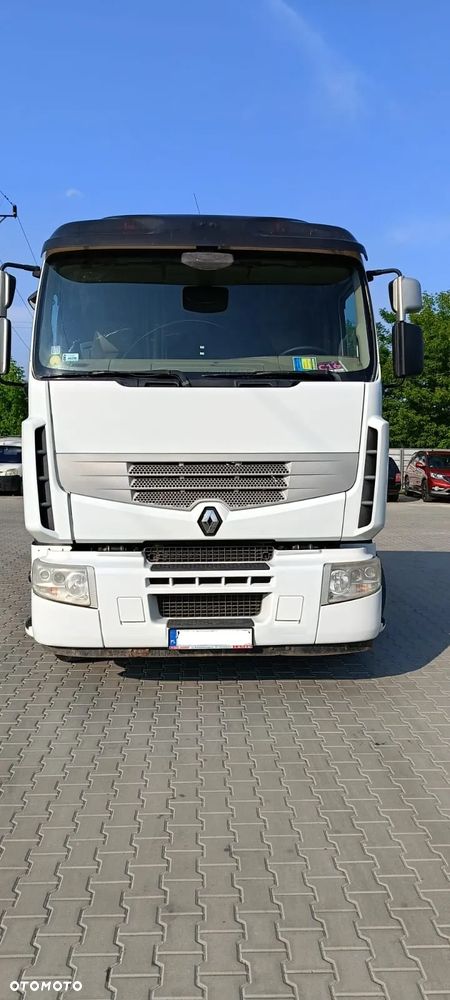 Renault Premium - 1