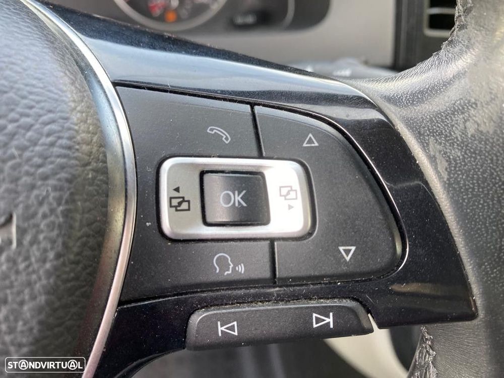 VW Transporter 2.0 TDI BM Extra AC - 23