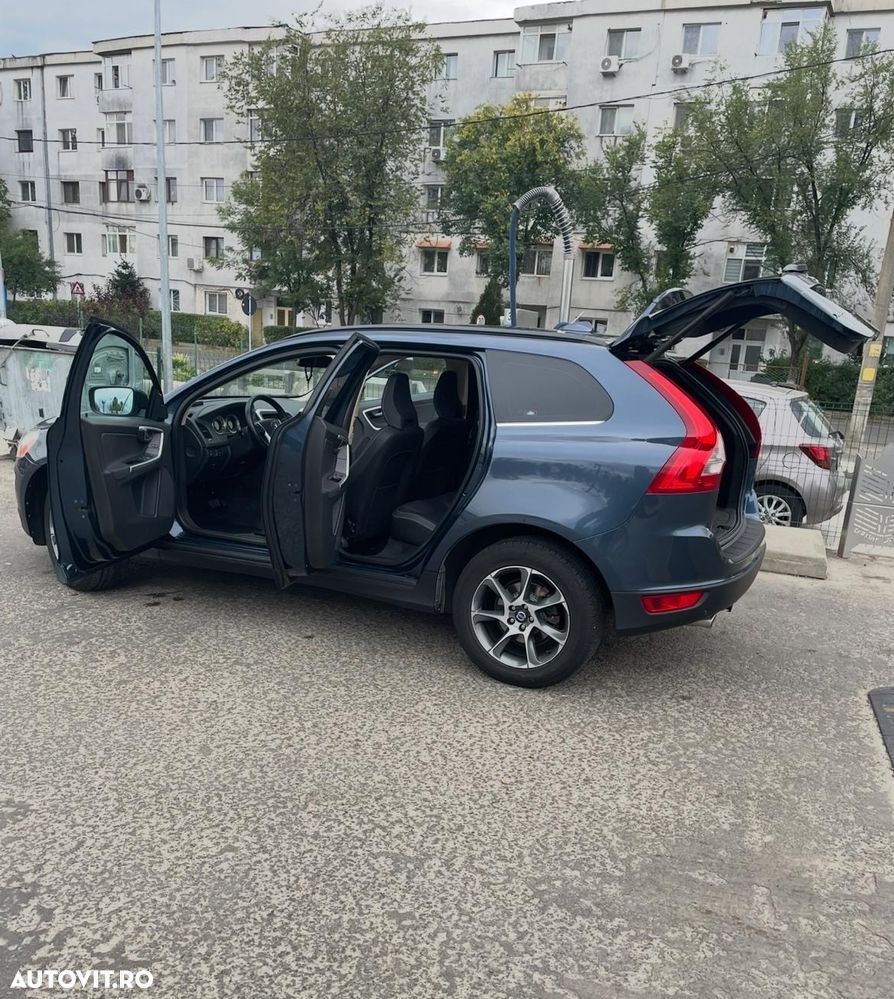 Volvo XC 60 D5 AWD Summum - 2