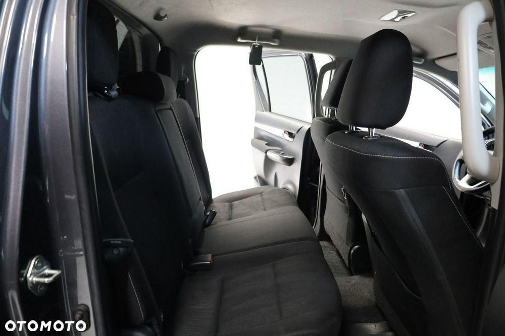 Toyota Hilux - 23