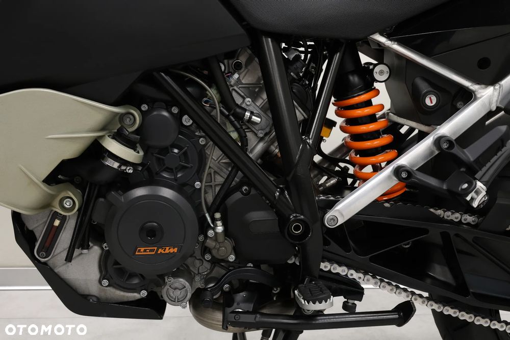 KTM Adventure - 28