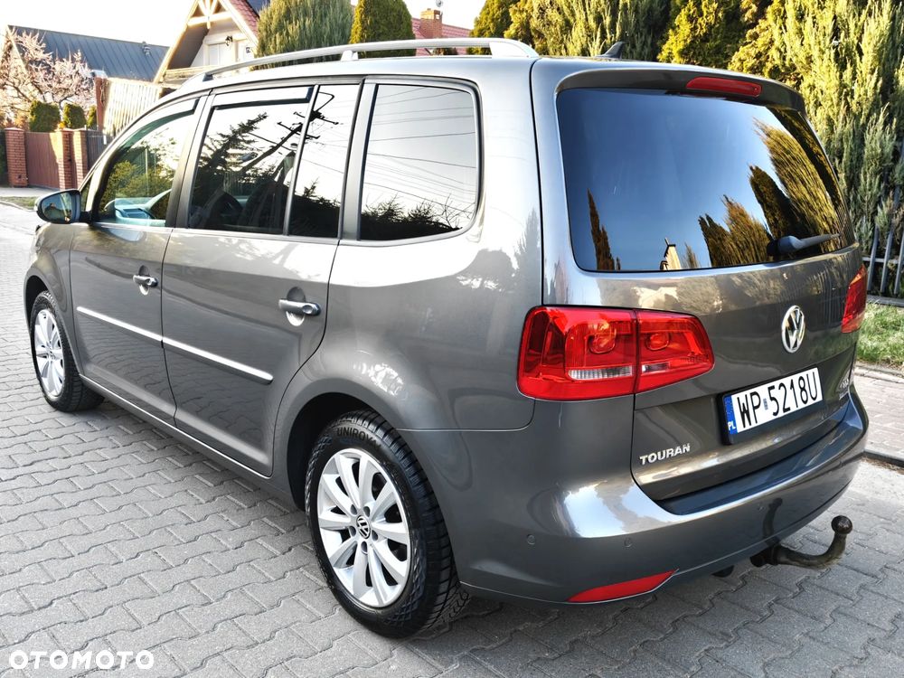 Volkswagen Touran 1.6 TDI DPF BlueMotion Technology Highline - 6